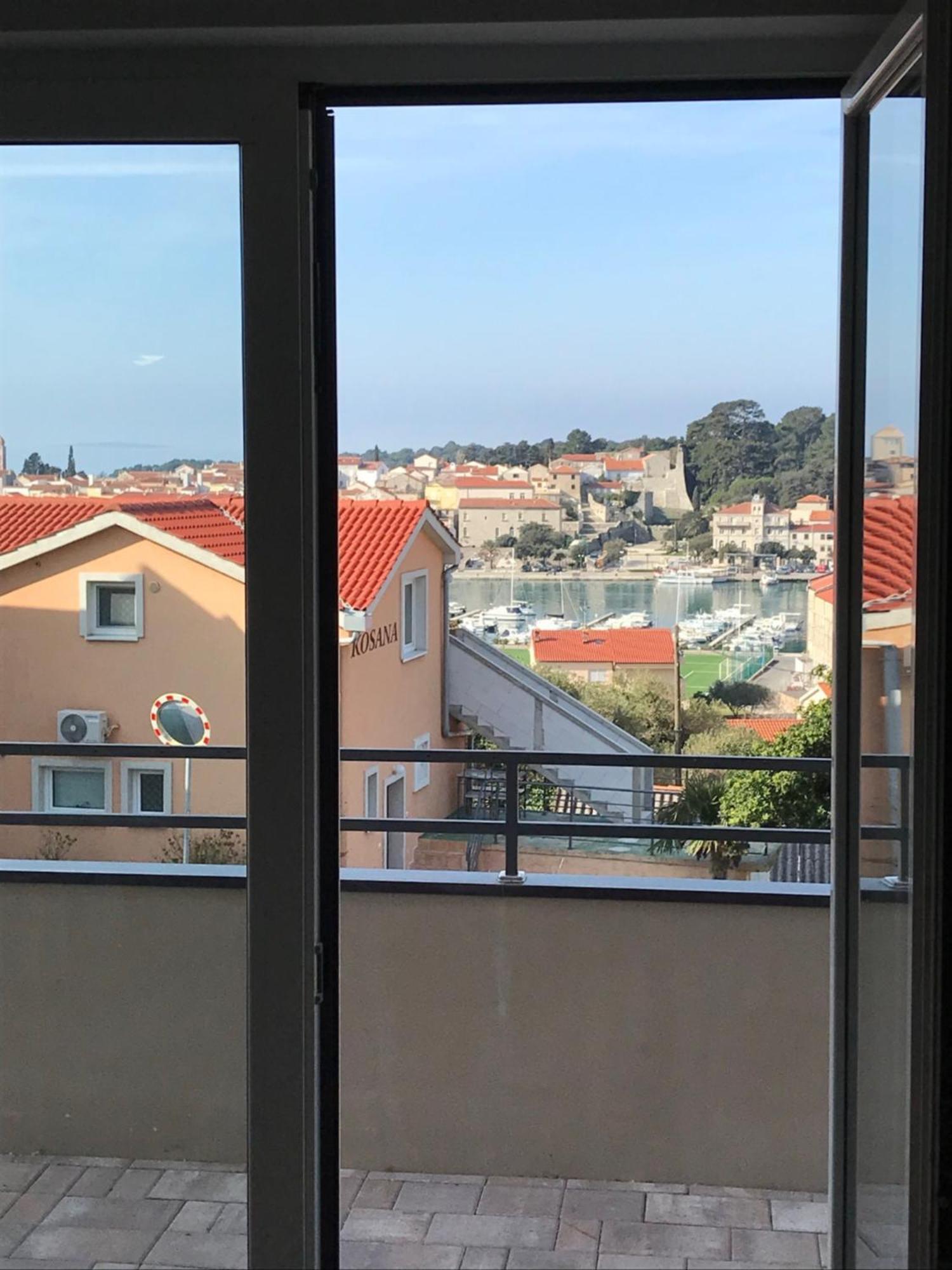 Apartments Jelka Banjol 외부 사진